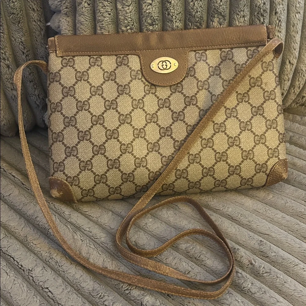 Gucci Vintage Crossbody Coated Canvas Shoulder Bag GG Monogram Leather Trim - Picture 3 of 17